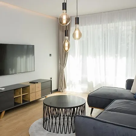 Apartamento 1bd Sea Garden Retreat With Dedicated Workspace By Flat Mаnager *