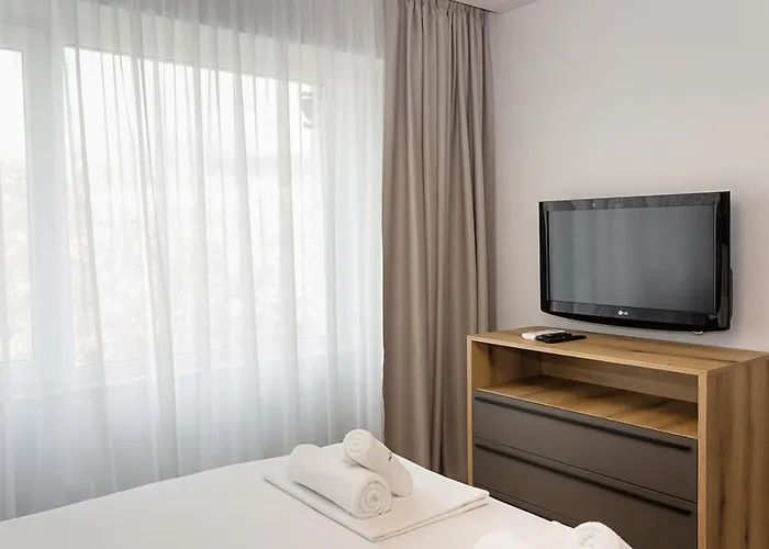 Apartamento 1bd Sea Garden Retreat With Dedicated Workspace By Flat Mаnager *