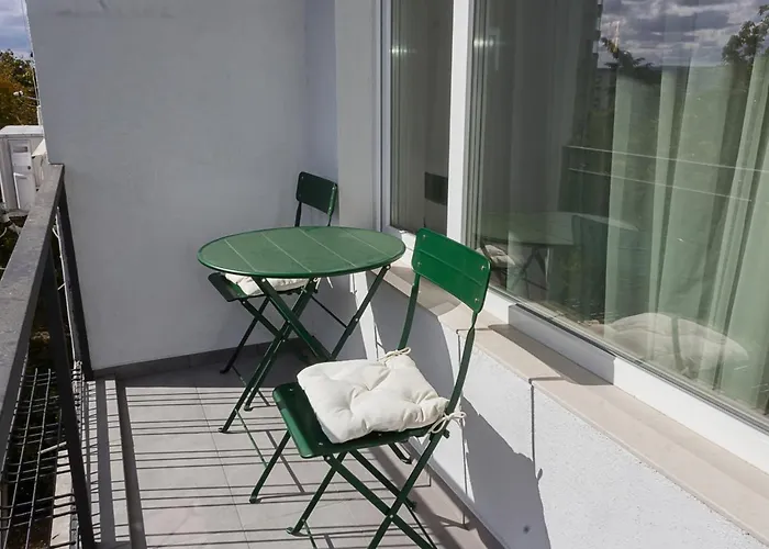 1bd Sea Garden Retreat With Dedicated Workspace By Flat Mаnager