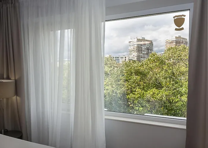 1bd Sea Garden Retreat With Dedicated Workspace By Flat Mаnager Apartment *